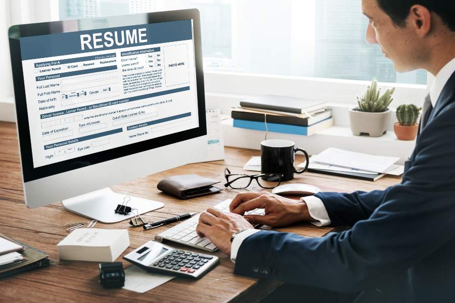 Top Skills for Resume in 2025 To Impress Employers